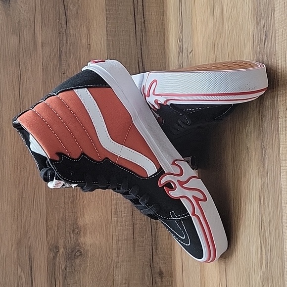 Van's SK8-Hi Flame in the box no lid authentic uper textile and leather. - Picture 9 of 16